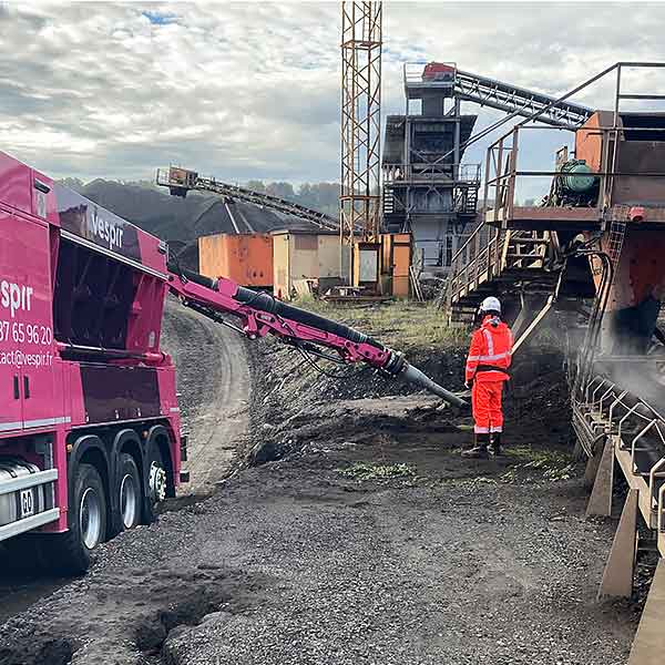 location camions aspirateur location aspiratrices excavatrices